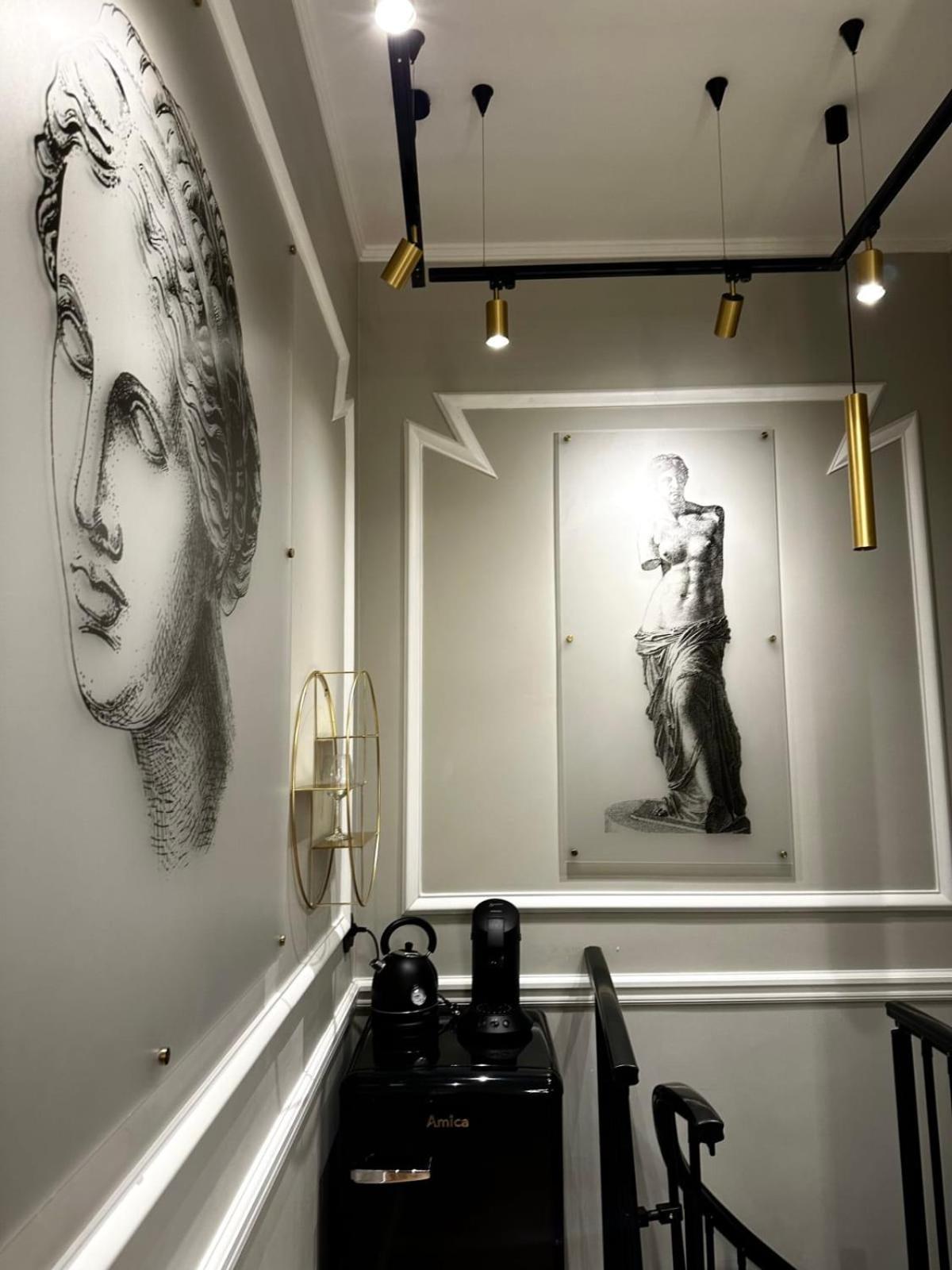 Cocon Parisien - Face A Louboutin - Chez Nicolas Eksteriør bilde
